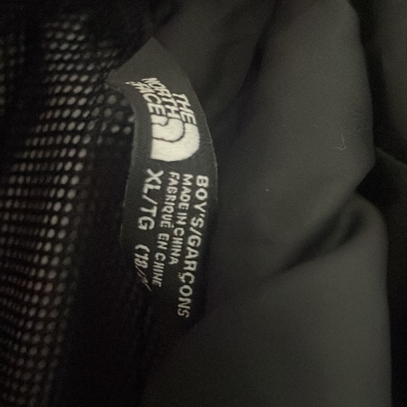 north face wind breaker - Picture 3 of 3